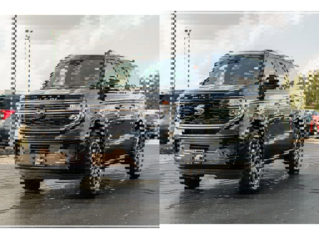 New 2025 Ford Expedition Max King Ranch image 2
