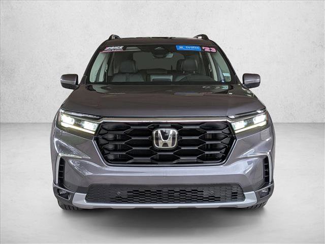 Used 2023 Honda Pilot Touring video 2