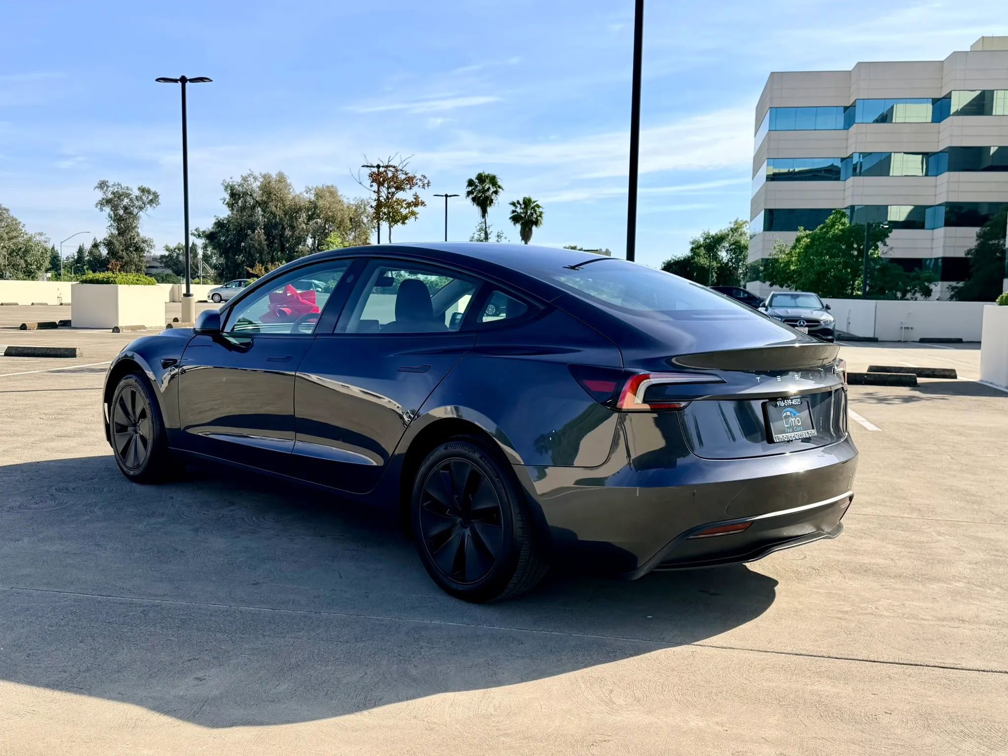 Used 2025 Tesla Model 3 Long Range RWD image 8