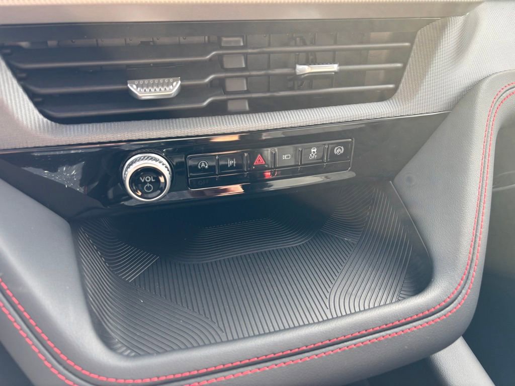 New 2026 Ford Explorer ST-Line image 26