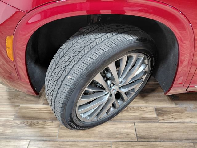 Used 2025 Buick Enclave Avenir AWD/4WD image 29