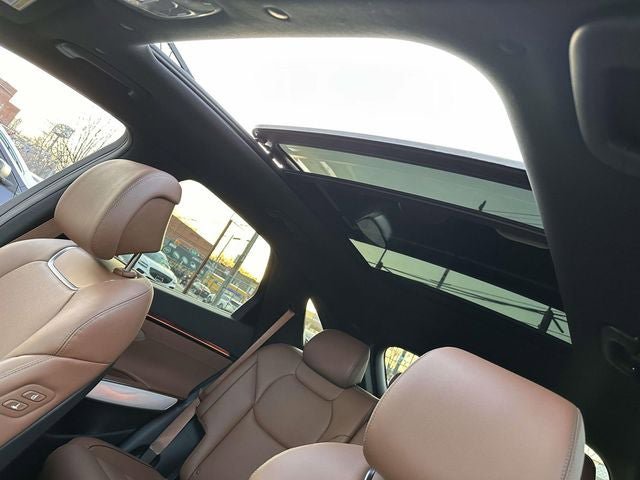 Used 2026 Genesis GV70 2.5T Advanced image 17
