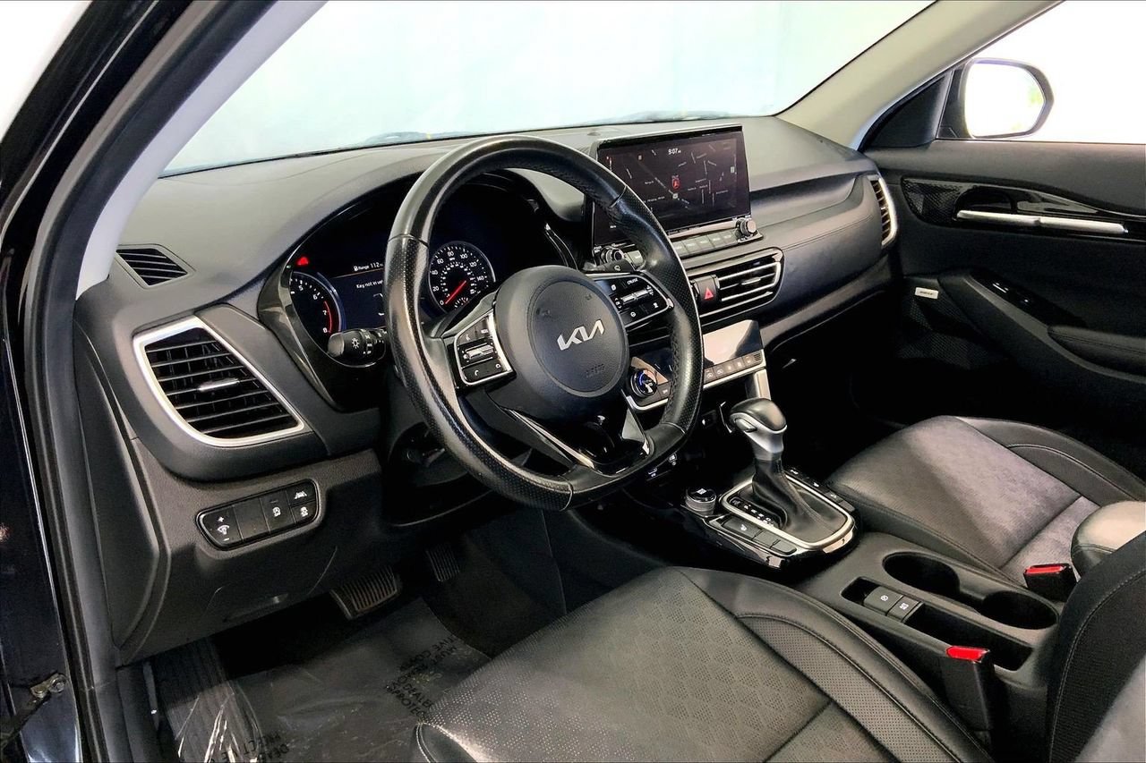 Used 2022 Kia Seltos SX AWD/4WD image 14