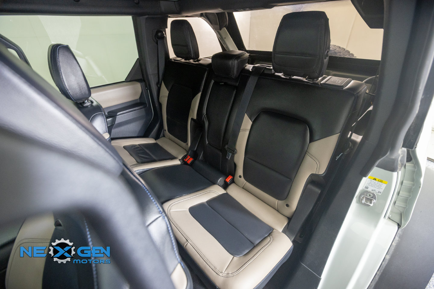 Used 2024 Ford Bronco Wildtrak AWD/4WD image 37