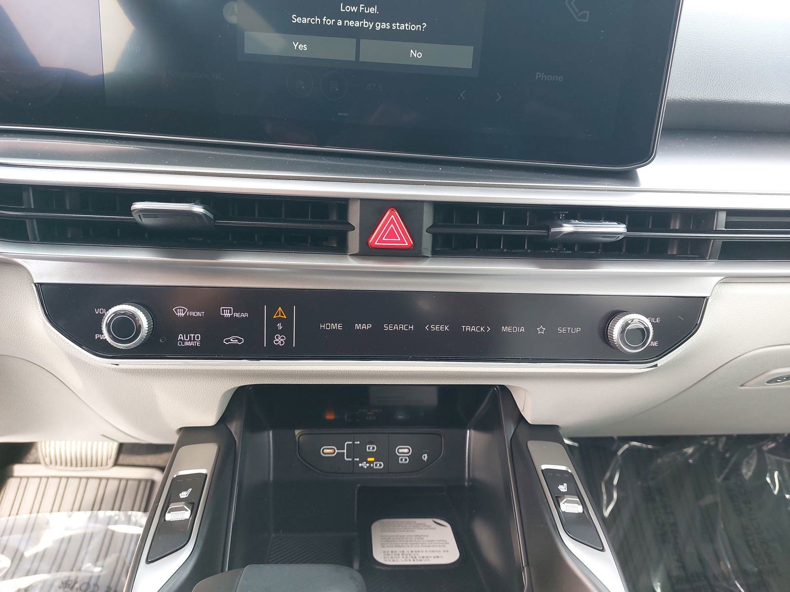 New 2026 Kia Sorento EX FWD image 22