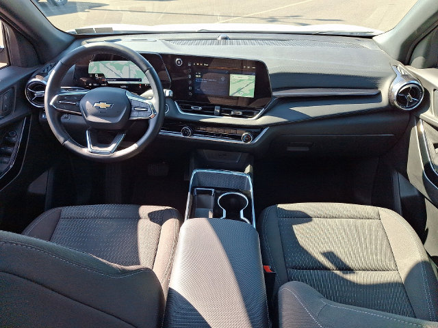 Used 2025 Chevrolet Equinox LT AWD/4WD image 10