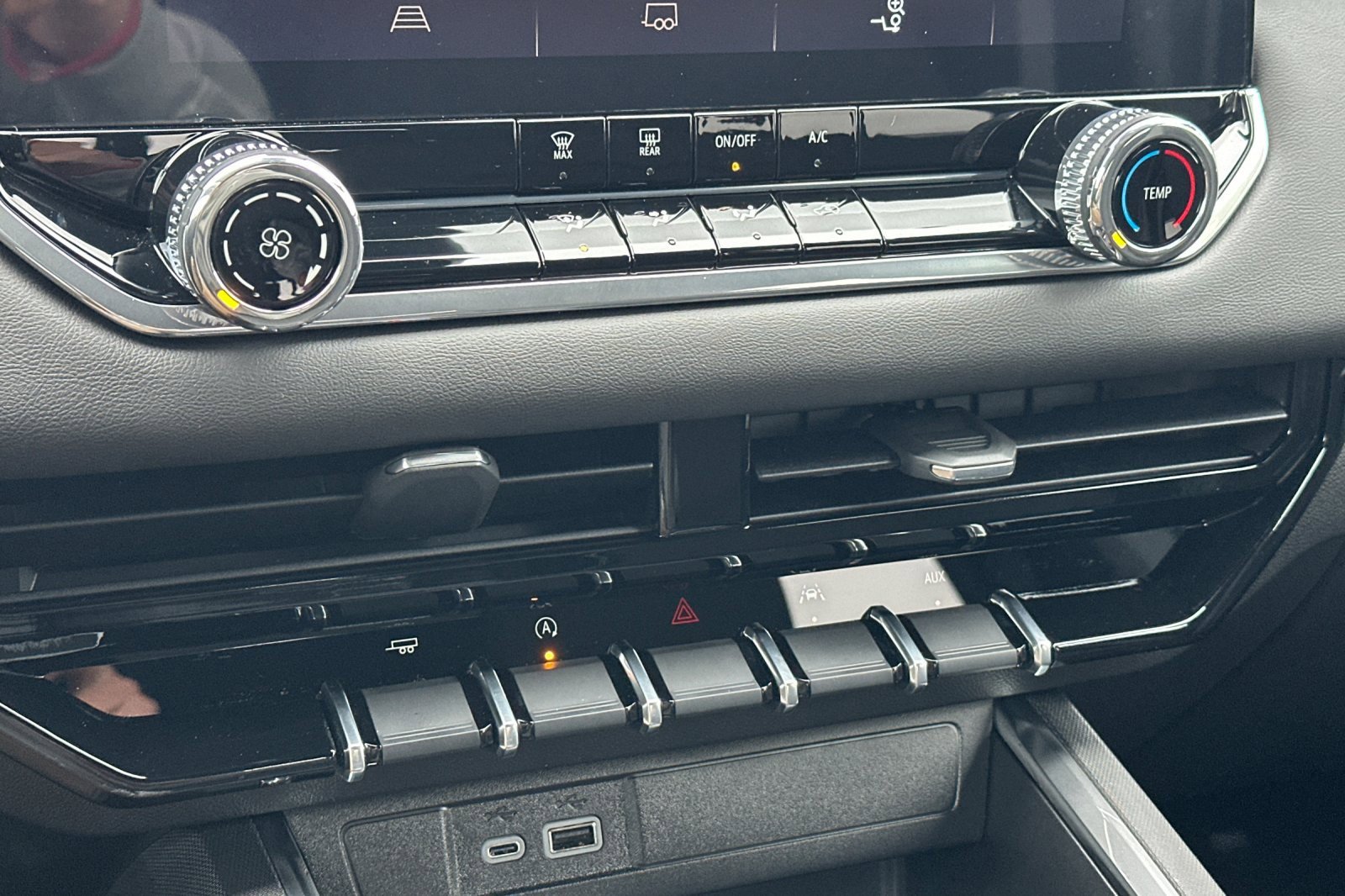 New 2026 GMC Canyon Elevation image 21