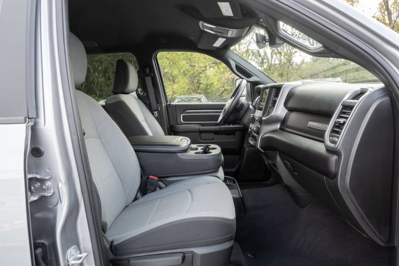 Used 2024 RAM 2500 Big Horn w/ Bed Utility Group image 33