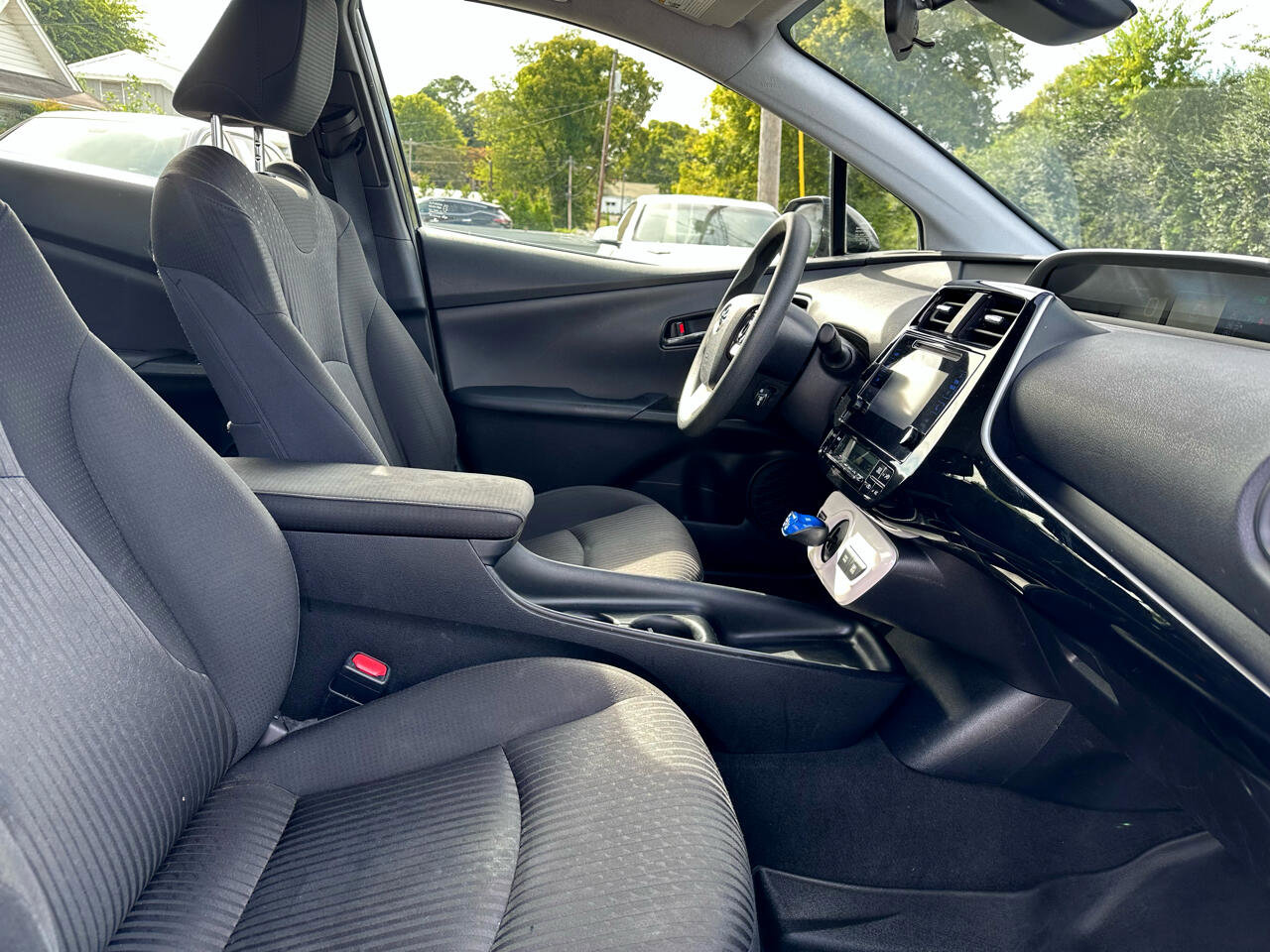 Used 2018 Toyota Prius Two image 19