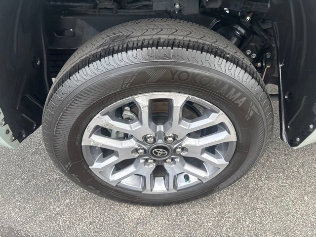 Used 2025 Toyota Tundra 1794 Edition AWD/4WD image 15
