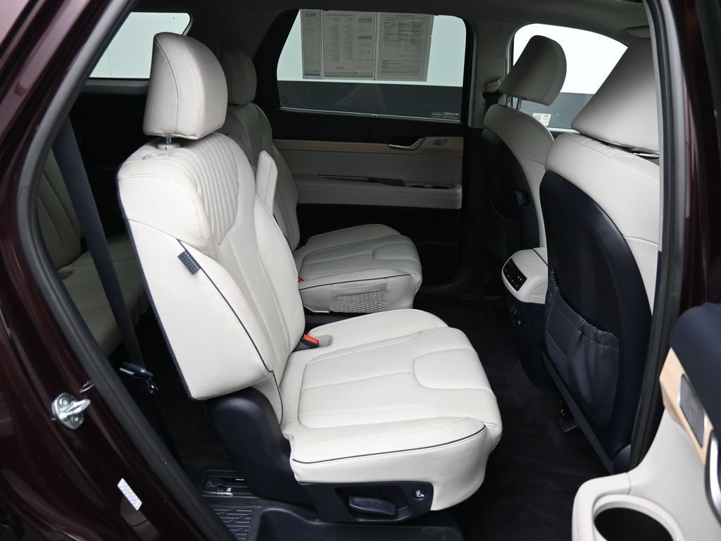 Used 2024 Hyundai Palisade Limited AWD/4WD image 29