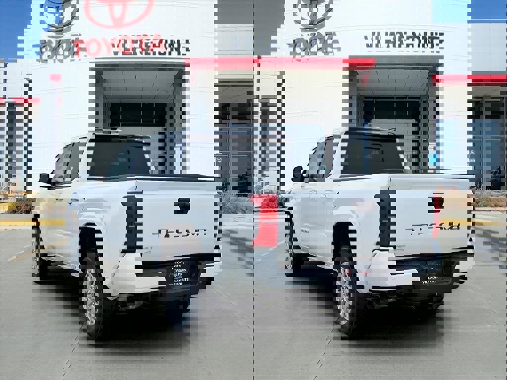 New 2025 Toyota Tacoma SR5 image 3