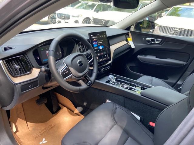 New 2026 Volvo XC60 B5 Plus w/ Climate Package image 10