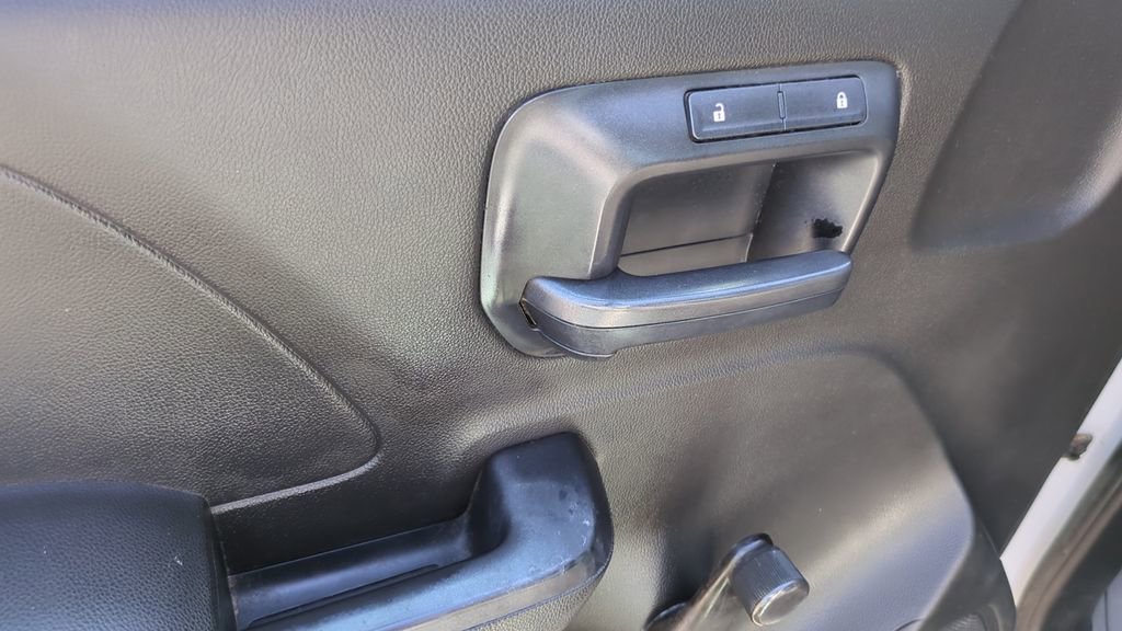 Used 2014 GMC Sierra 1500 4x4 Regular Cab image 12