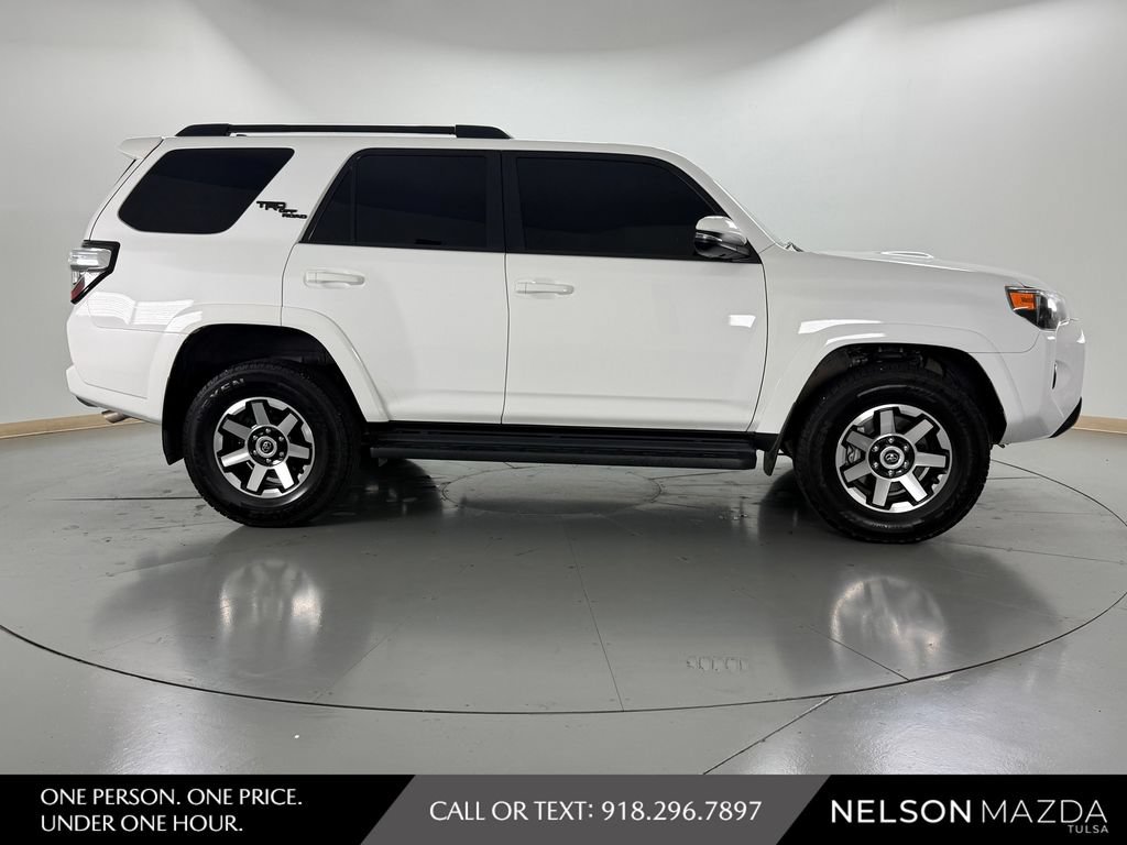 Used 2023 Toyota 4Runner TRD Off-Road Premium AWD/4WD image 5