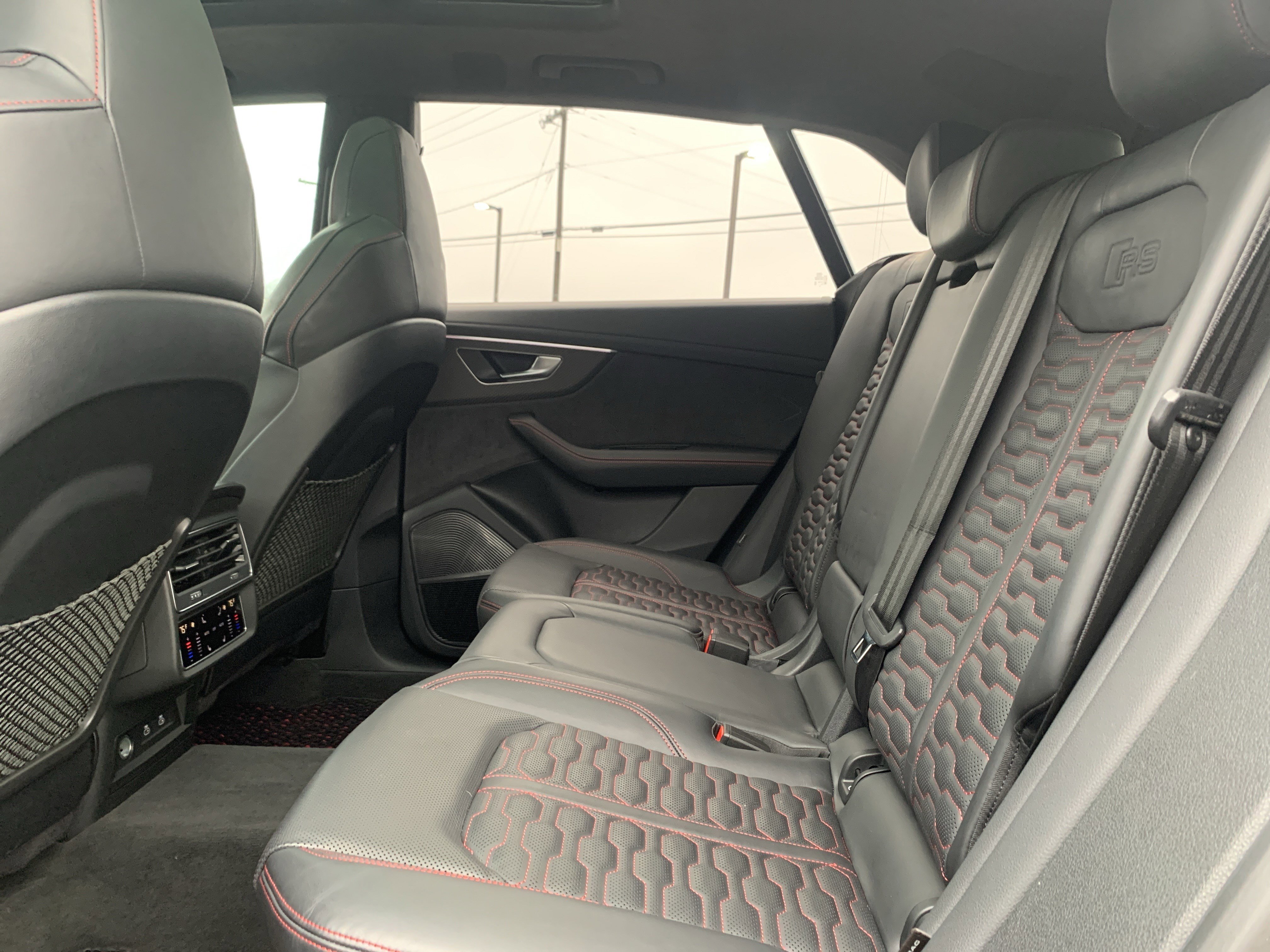 Used 2024 Audi RS Q8 image 63