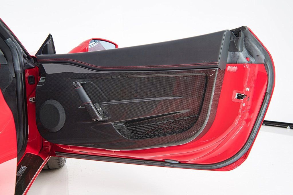 Used 2015 Ferrari 458 Speciale A image 25