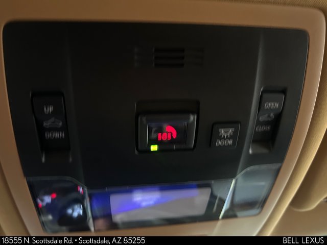 Used 2025 Lexus ES 300h w/ Premium Package FWD image 29