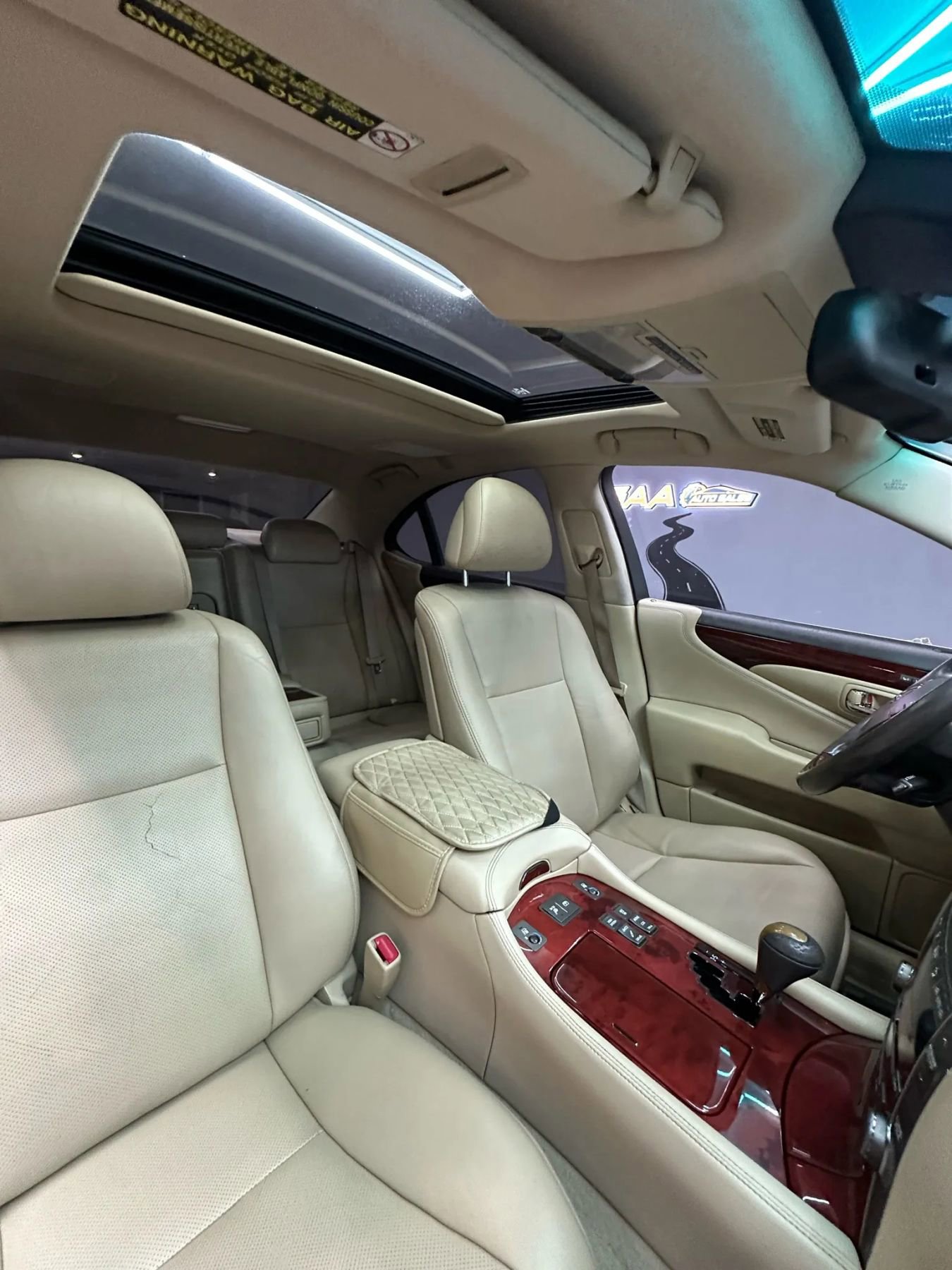 Used 2009 Lexus LS 460 AWD image 29