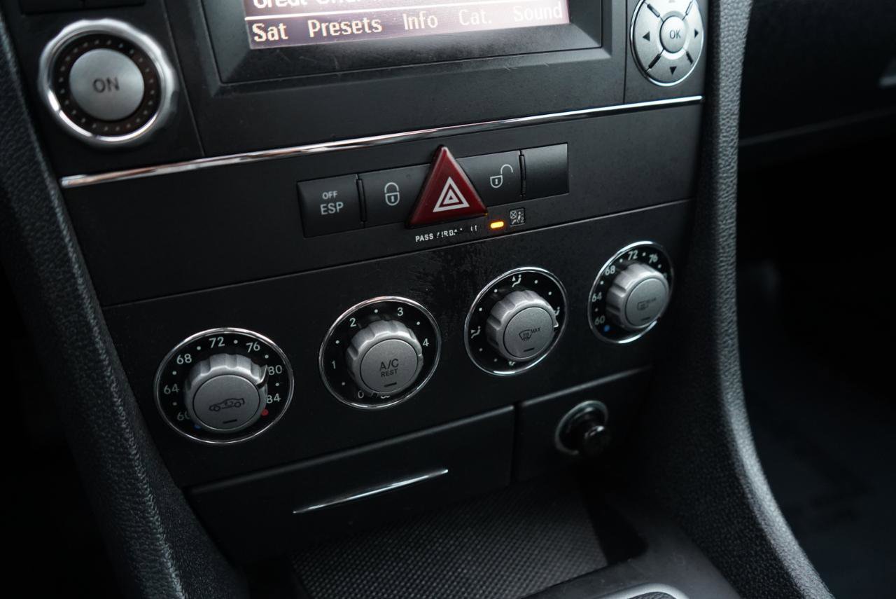 Used 2009 Mercedes-Benz SLK 300 2dr Roadster 3.0L w/ Premium I Pkg image 38