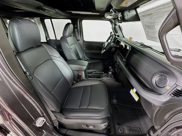 New 2025 Jeep Wrangler Unlimited Sahara image 33