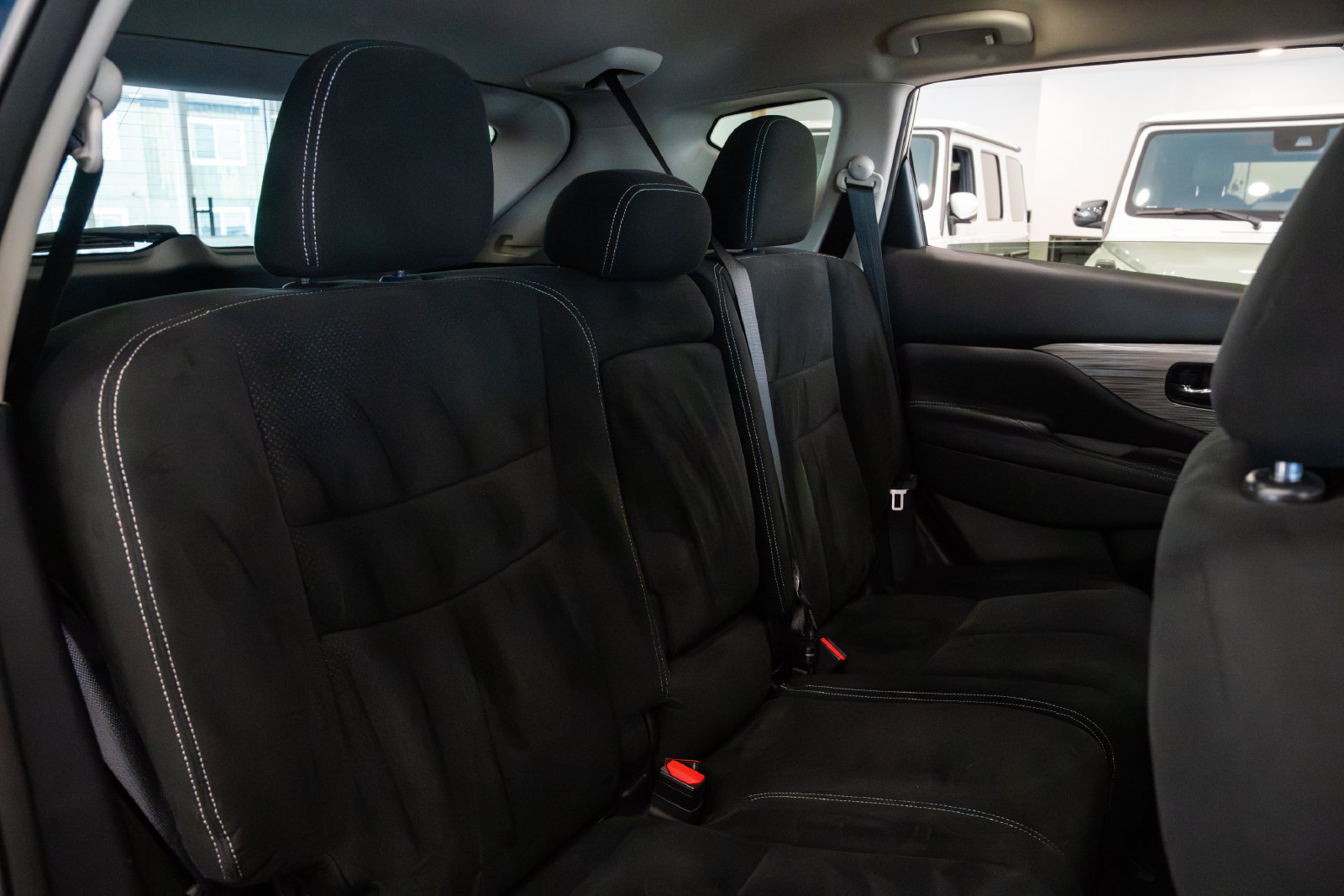 Used 2016 Nissan Murano SV AWD/4WD image 20