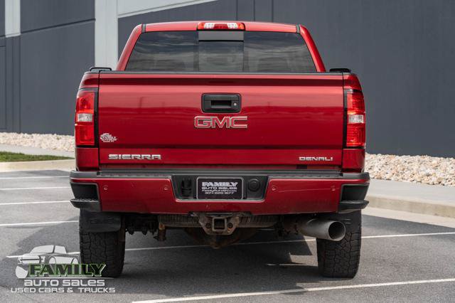 Used 2019 GMC Sierra 2500 Denali w/ Duramax Plus Package AWD/4WD image 8