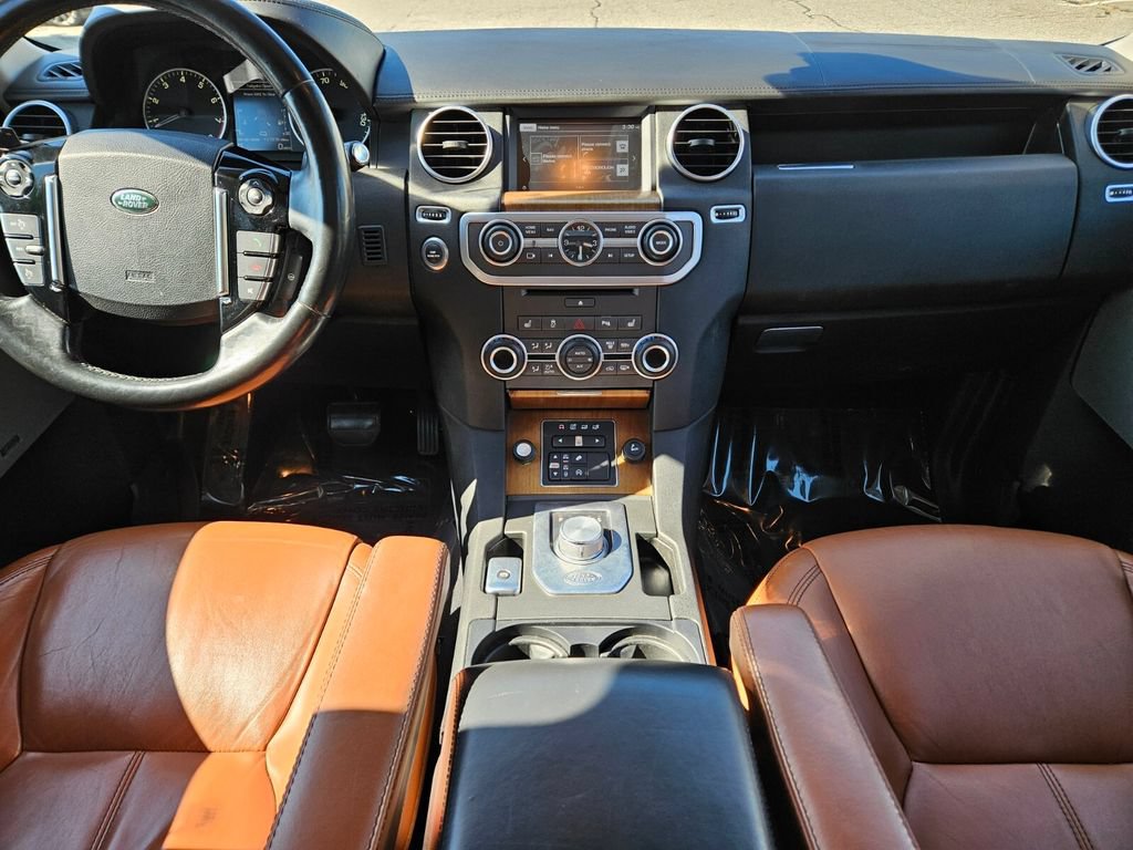 Used 2016 Land Rover LR4 HSE LUX AWD/4WD image 14