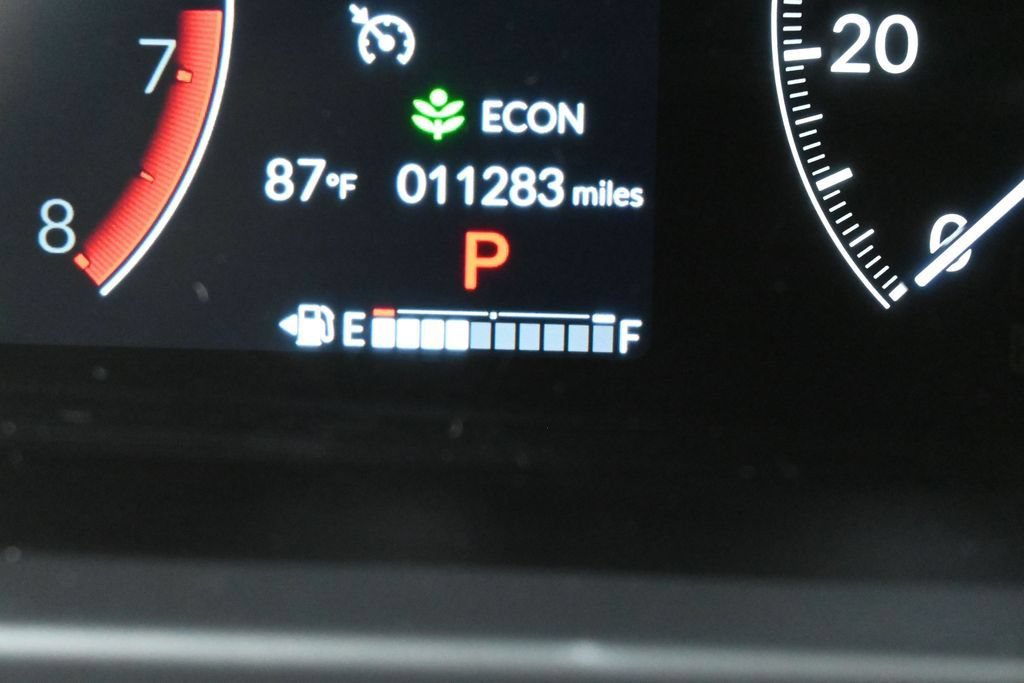 Used 2025 Honda HR-V LX image 31