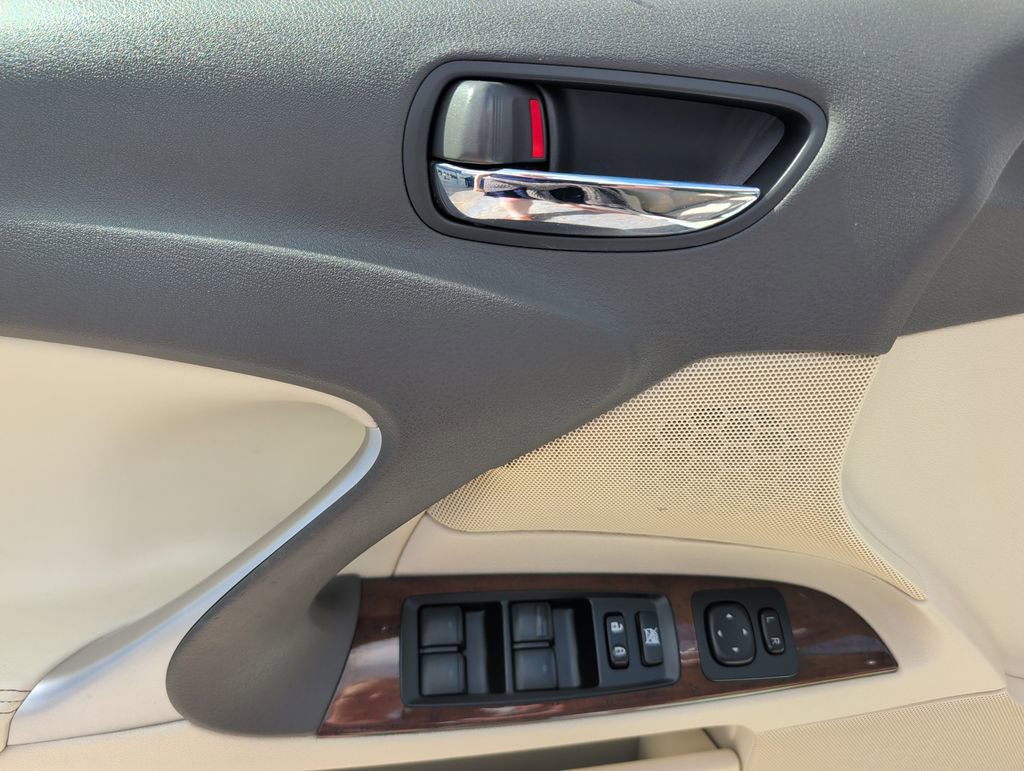 Used 2013 Lexus IS 250 AWD w/ Premium Pkg image 10