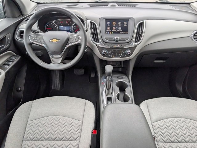 Used 2023 Chevrolet Equinox LT w/ Driver Convenience Package image 12