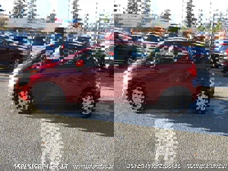 Used 2015 Nissan Versa Note SV image 5