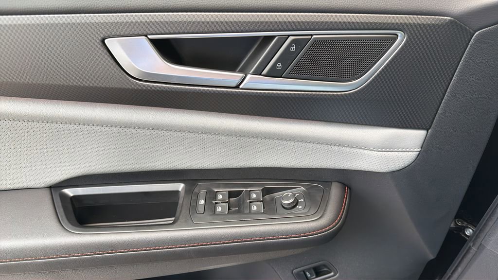 New 2026 Volkswagen Atlas Peak Edition AWD/4WD image 16