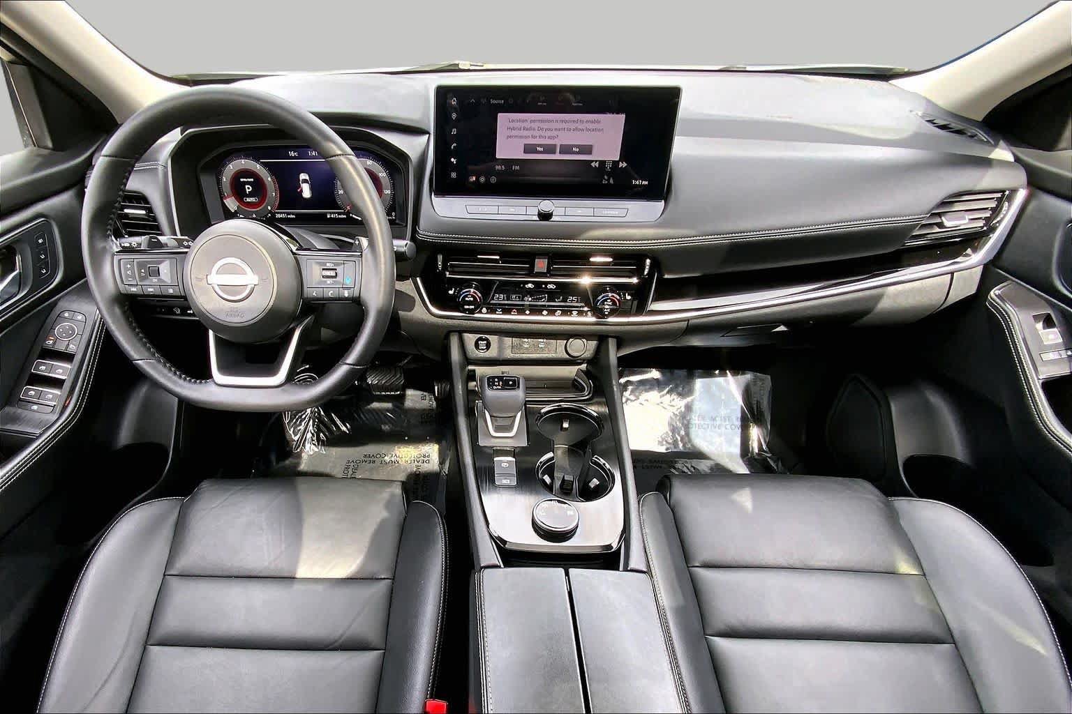 Used 2024 Nissan Rogue SL w/ SL Premium Package AWD/4WD image 16