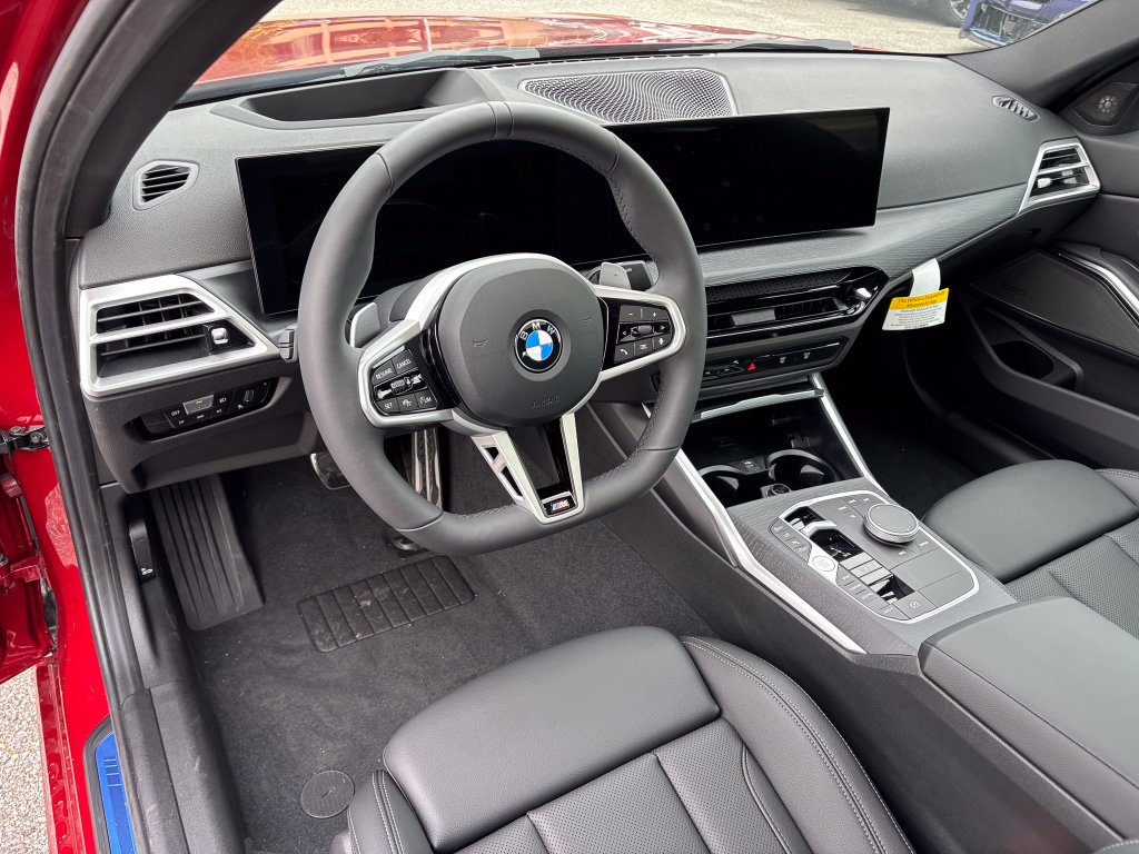 New 2026 BMW 330i xDrive Sedan w/ M Sport Package AWD/4WD image 14