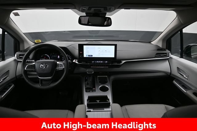 Certified 2026 Toyota Sienna XLE AWD/4WD image 13