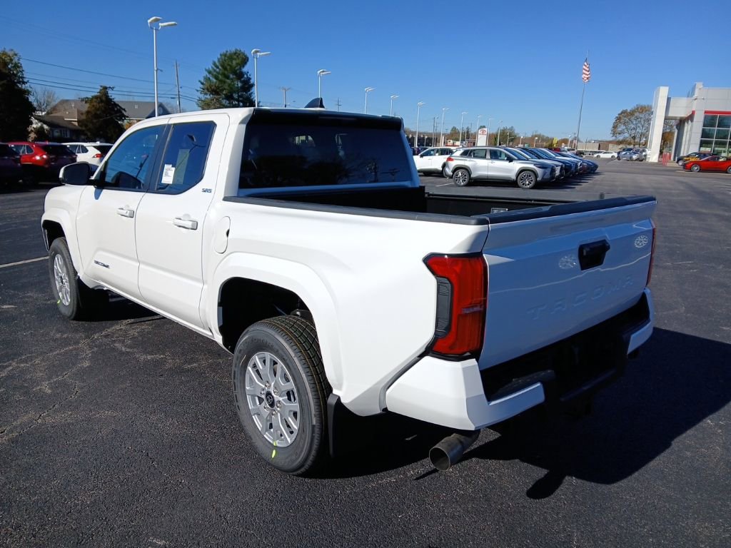 New 2025 Toyota Tacoma SR5 image 3
