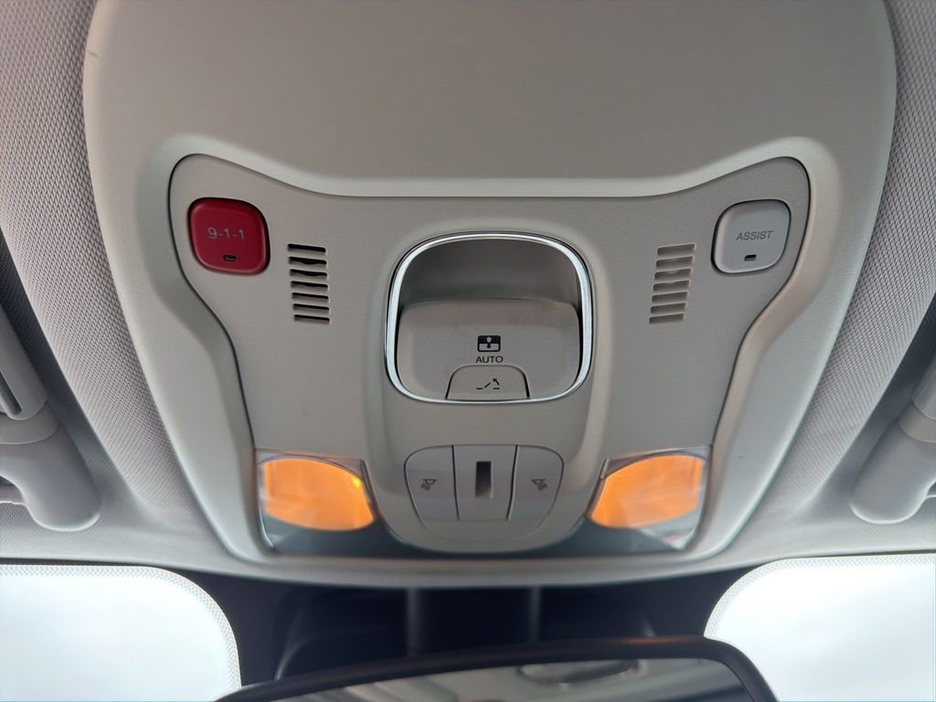 Used 2017 Jeep Renegade Trailhawk image 15