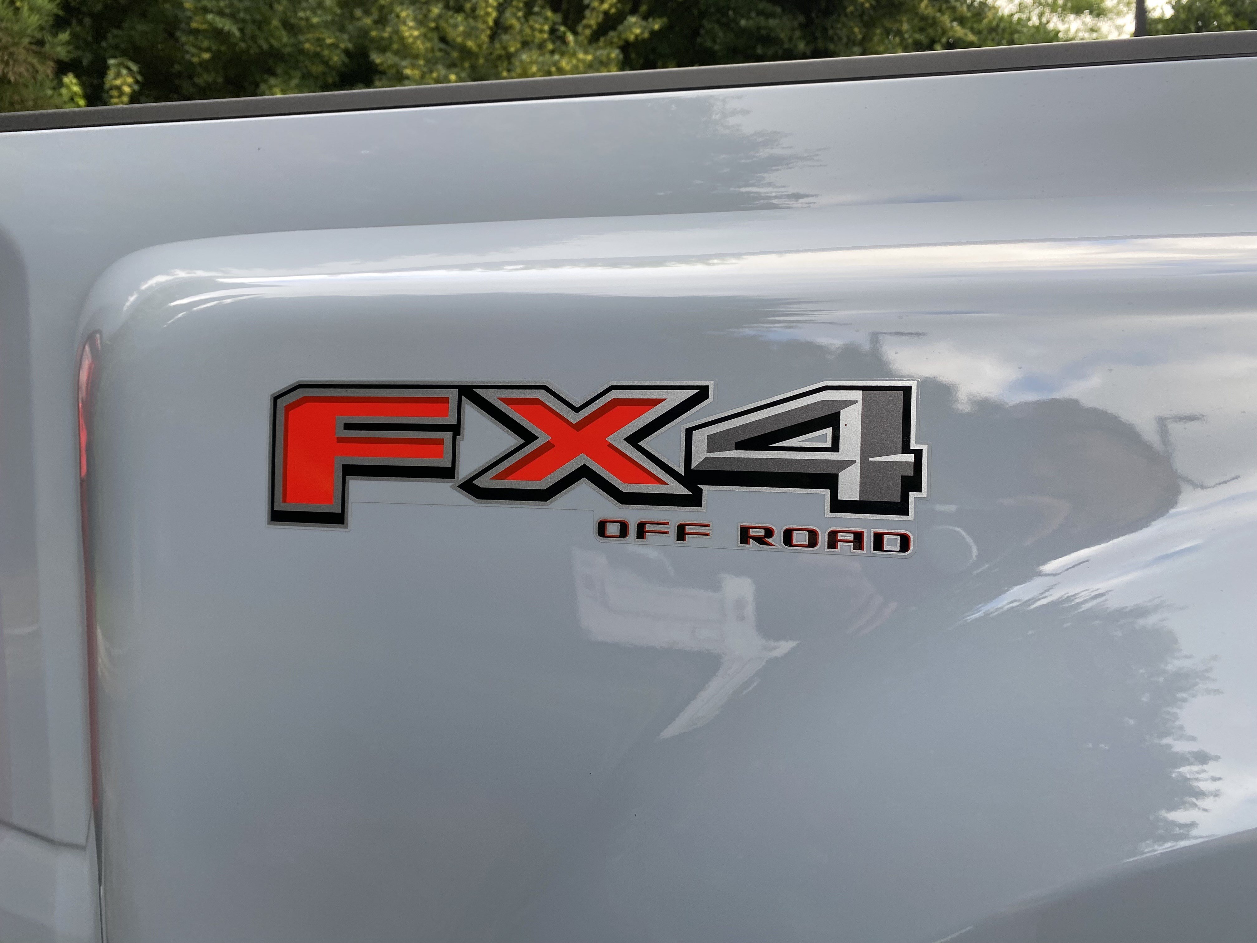 Used 2025 Ford F450 Platinum w/ FX4 Off-Road Package AWD/4WD image 49