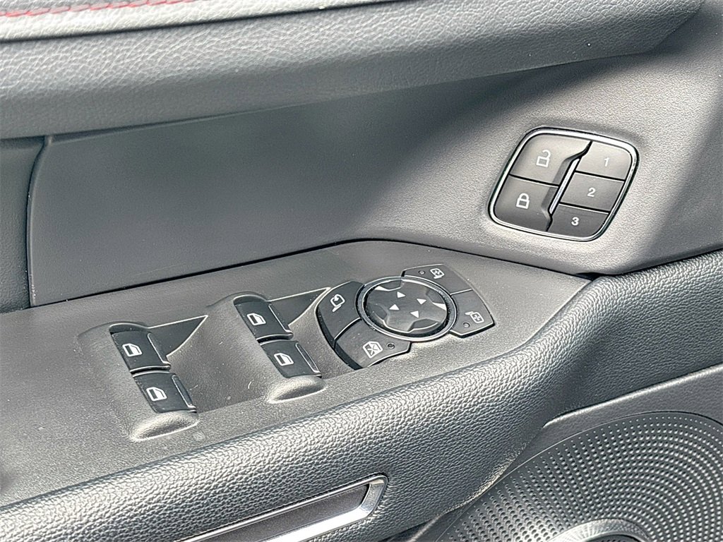 Used 2024 Ford Expedition Max Limited image 18