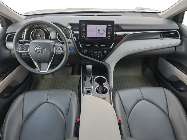 Used 2021 Toyota Camry LE image 9