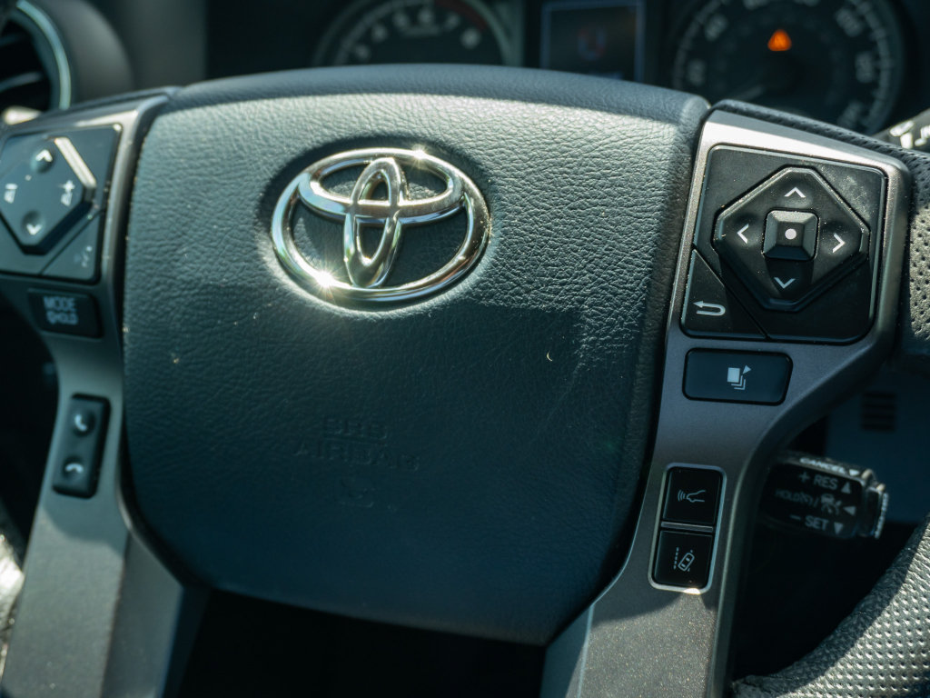 Used 2020 Toyota Tacoma TRD Sport w/ Technology Package RWD image 28