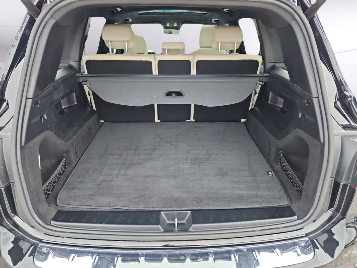Used 2022 Mercedes-Benz GLB 250 4MATIC image 37