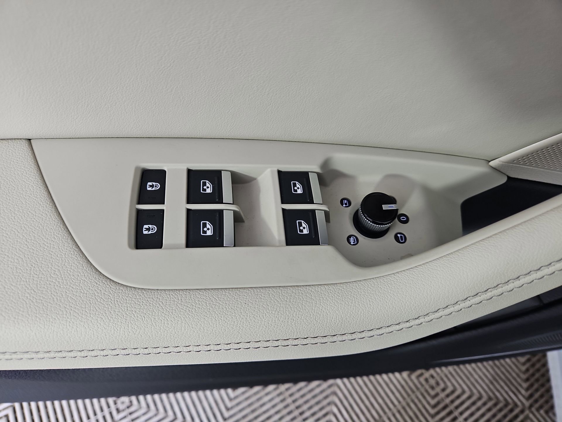 Certified 2025 Audi A6 Premium Plus w/ Premium Plus Package image 22