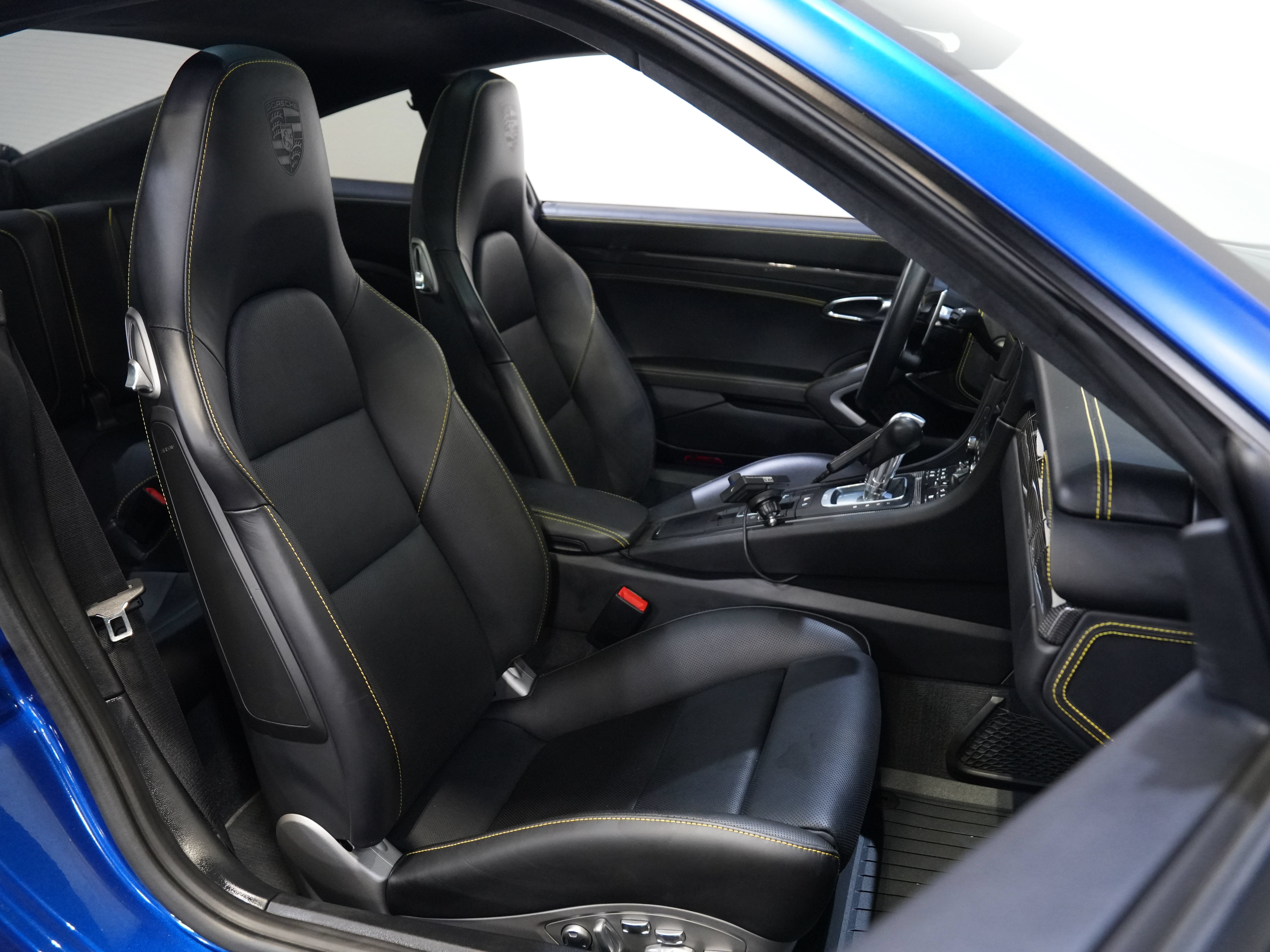 Used 2019 Porsche 911 Turbo S AWD/4WD image 37