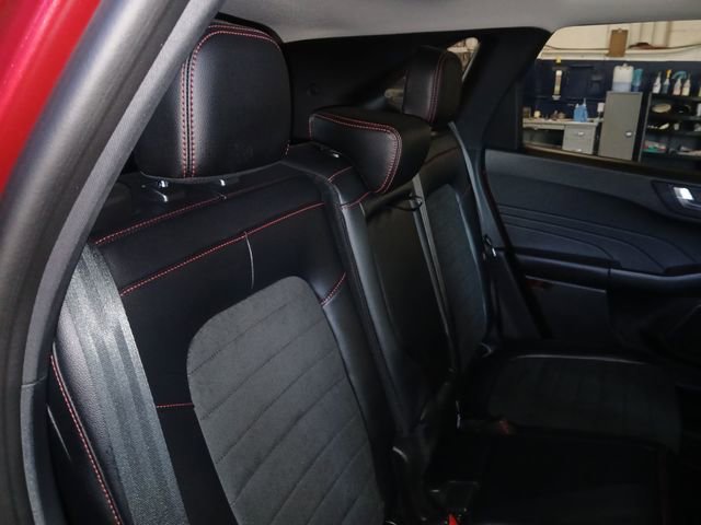 Certified 2022 Ford Escape SEL w/ SEL Stealth AWD Package image 43