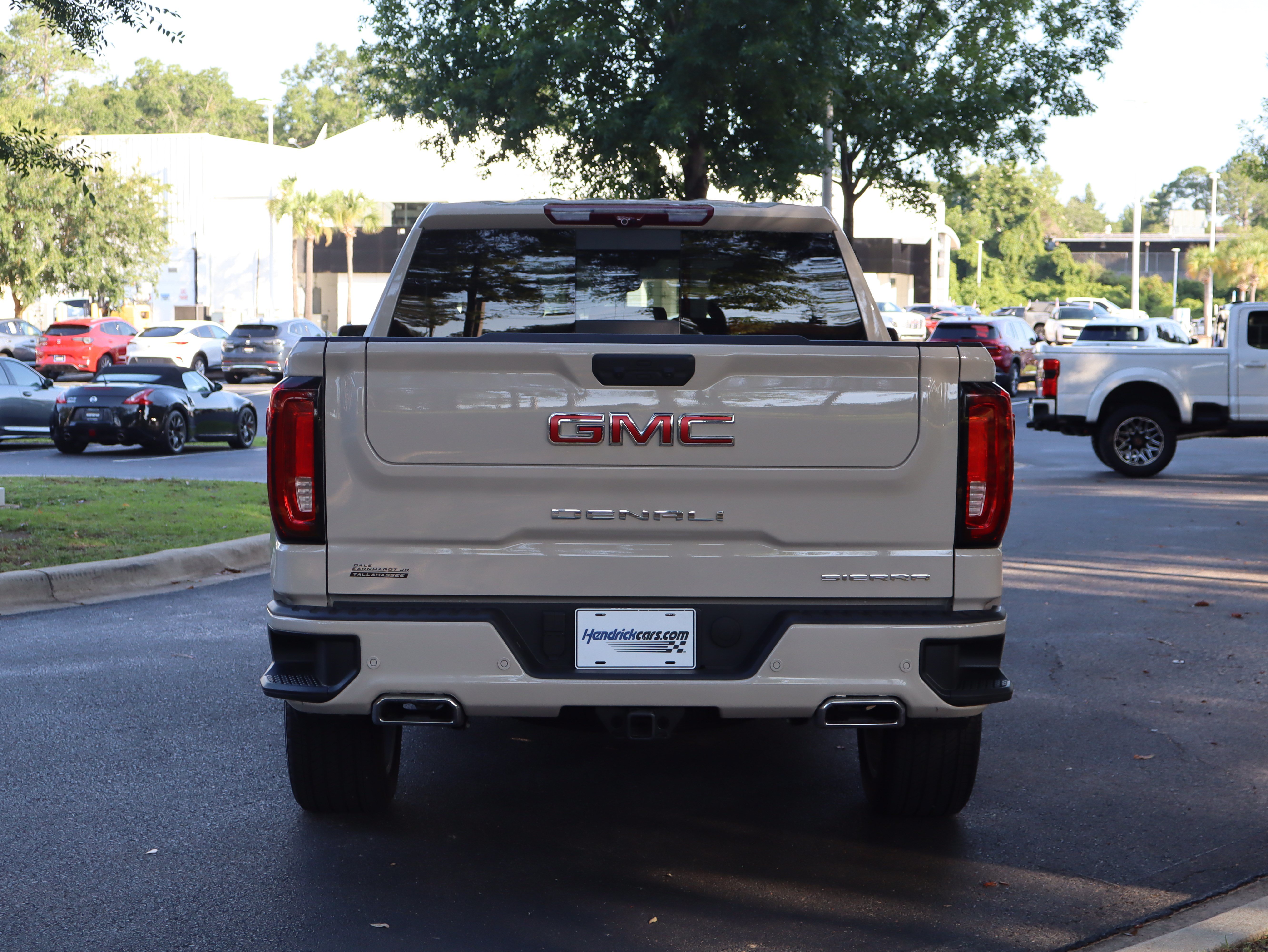 Used 2026 GMC Sierra 1500 Denali w/ Denali Reserve Package AWD/4WD image 8