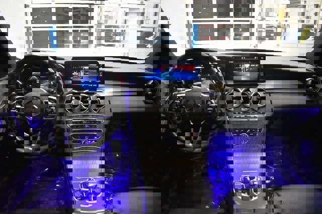 Used 2021 Mercedes-Benz C 300 C 300 4maticᆴ image 5