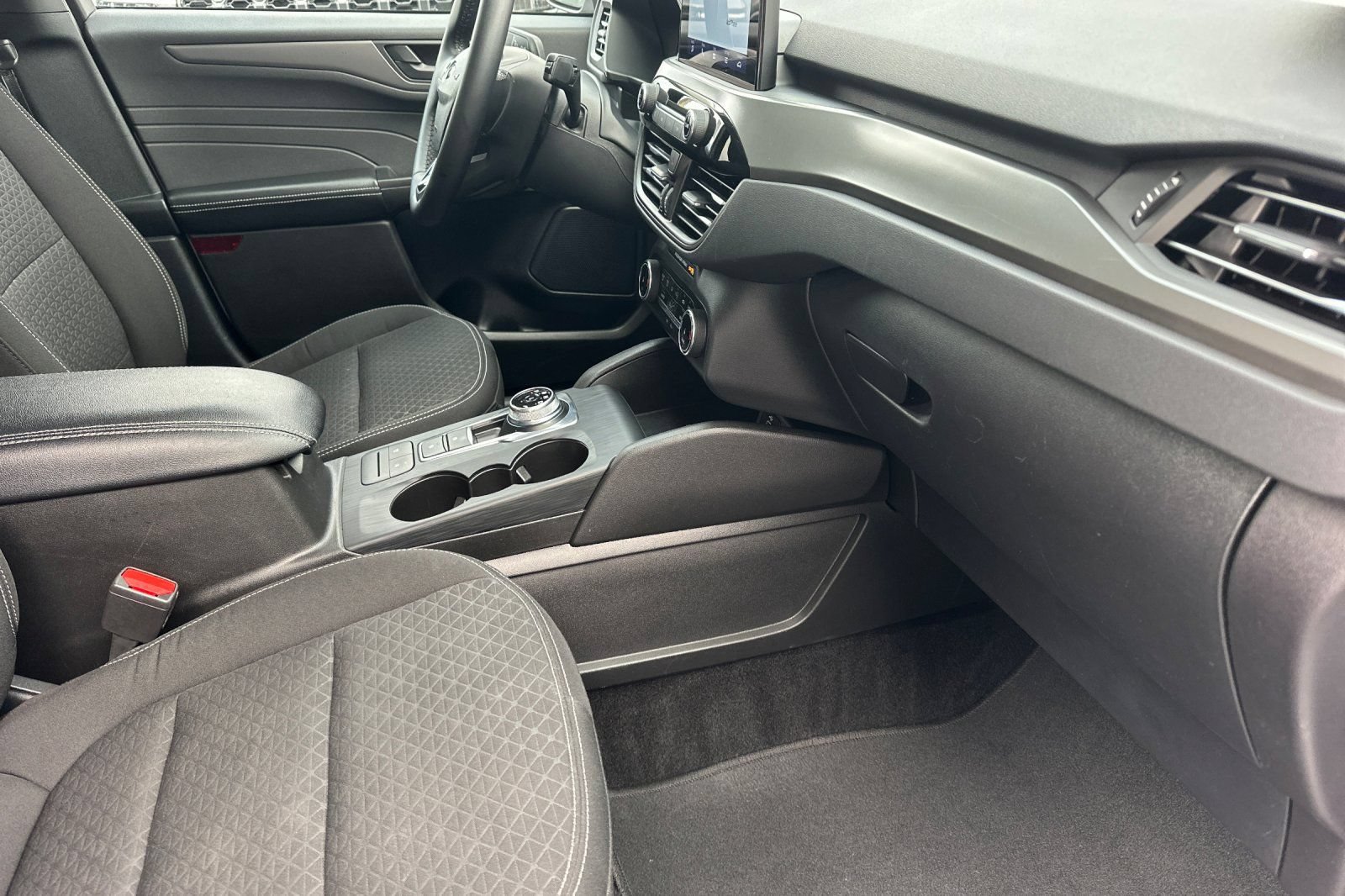Used 2024 Ford Escape Active FWD image 16