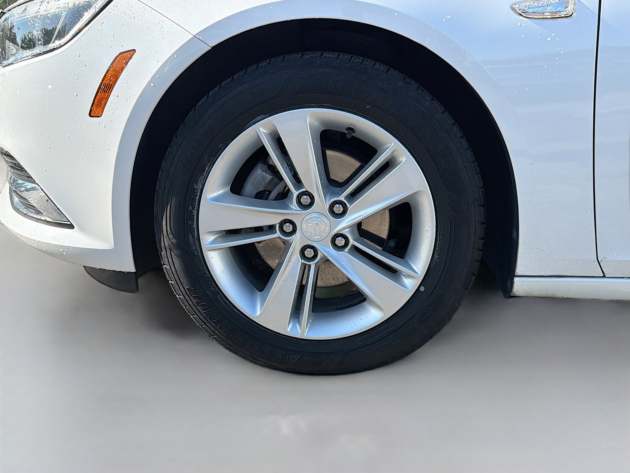 Used 2018 Buick Regal Preferred w/ Sights and Sounds Package FWD image 38